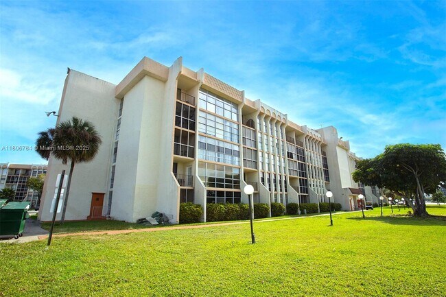 Building Photo - 601 Three Islands Boulevard