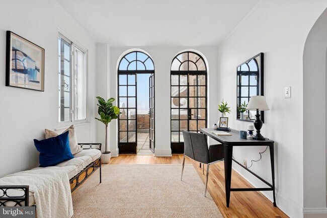 Building Photo - 1512 Spruce St