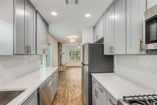 Building Photo - 6804 Kenosha Pass