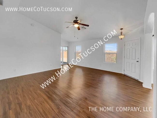 Building Photo - 7622 W August Moon Pl