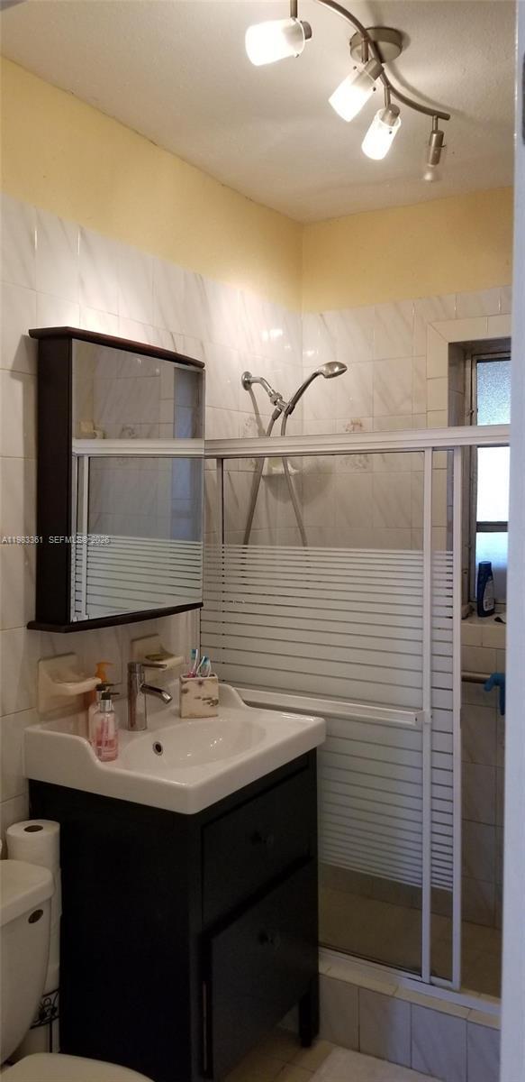 Building Photo - 2787 SW 34th Ct