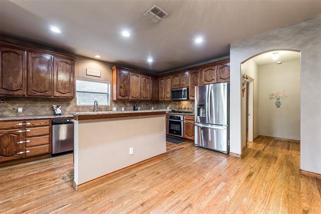 Building Photo - 1413 Snowberry Dr