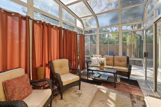 Building Photo - Meticulously Maintained Home in Temeku Hills, 4br/3ba, 3 Car Garage, 1981 sqft. + Enclosed Sunroo...