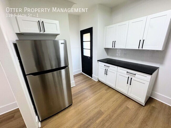 Building Photo - 119 S 54th St
