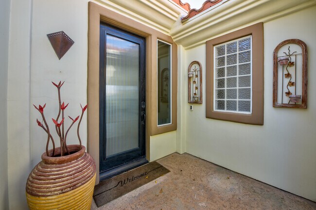 Building Photo - 50500 Cypress Point Dr