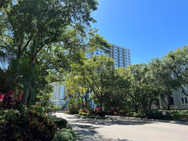 Building Photo - 805 Normandy Trace Rd