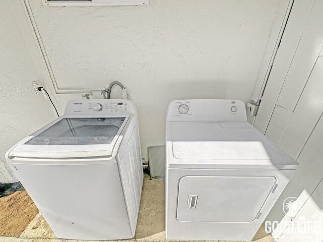 Building Photo - Fond Du Lac Ave