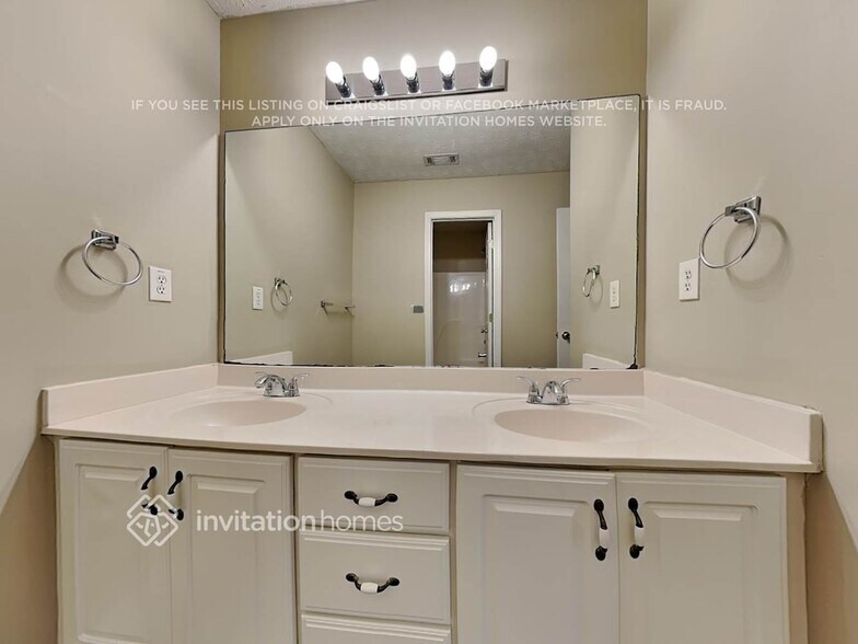 Building Photo - 243 Winter Park Ln