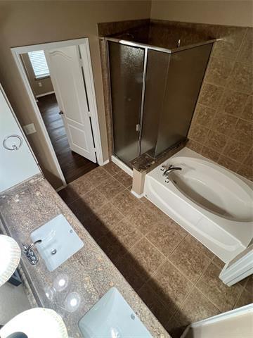 Building Photo - 4504 Red Robin Ct
