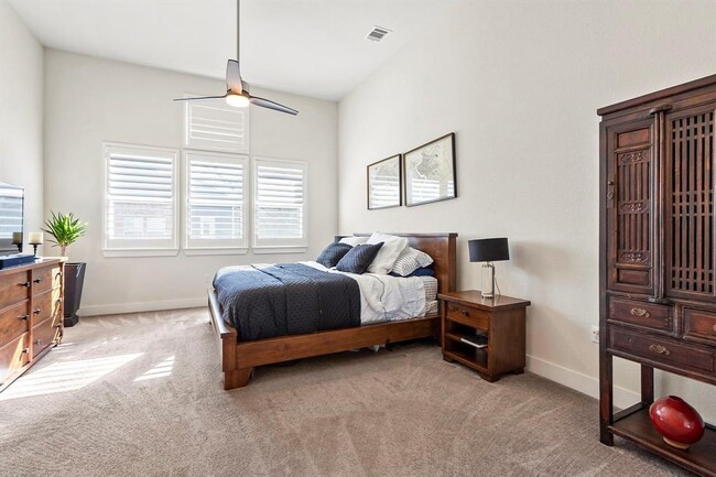 Building Photo - 7505 Belfair Ter