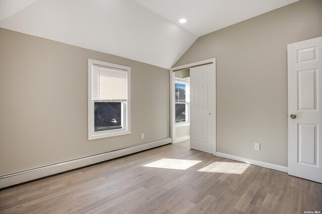 Building Photo - 29 Haab Ave