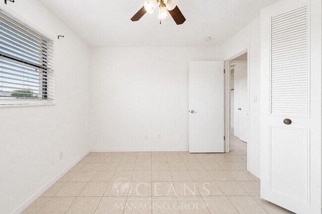 Building Photo - Coastal Living: 2-Bedroom Beachside Retreat
