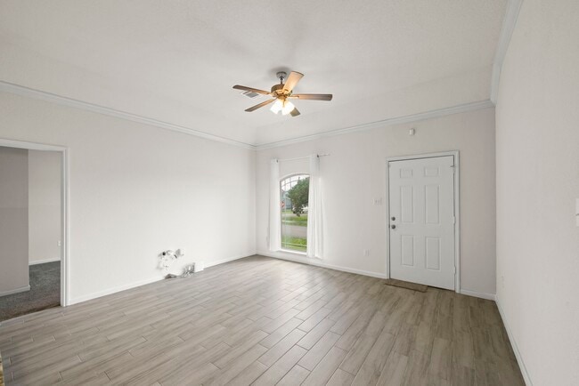 Building Photo - 4801 Wenda St