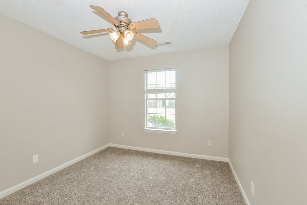 Building Photo - 6967 Naples Dr