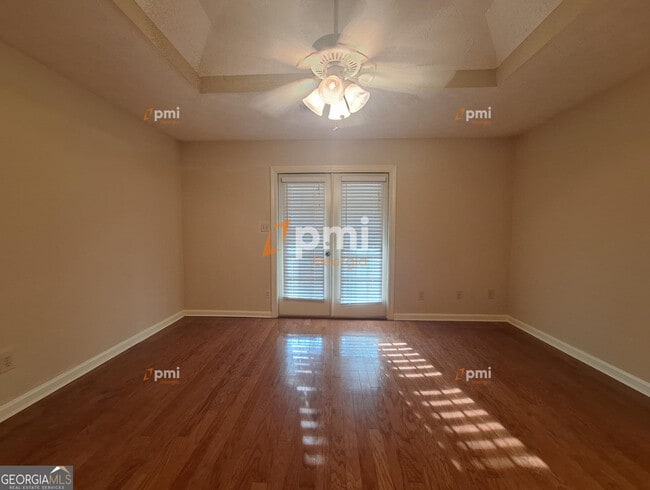 Building Photo - 160 Braelinn Courts