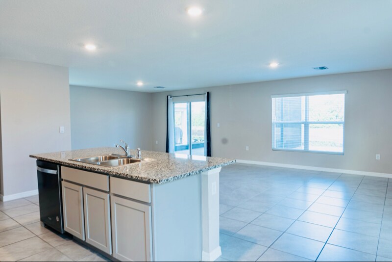 Building Photo - 11730 White Willow Ln