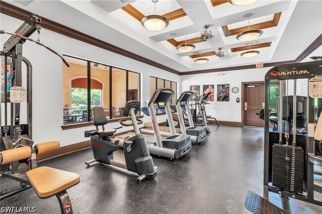Building Photo - 13010 Positano Cir