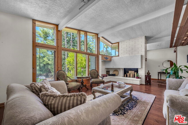 Building Photo - 3447 Vista Haven Rd