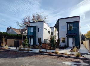 Building Photo - 4278 NE Going St