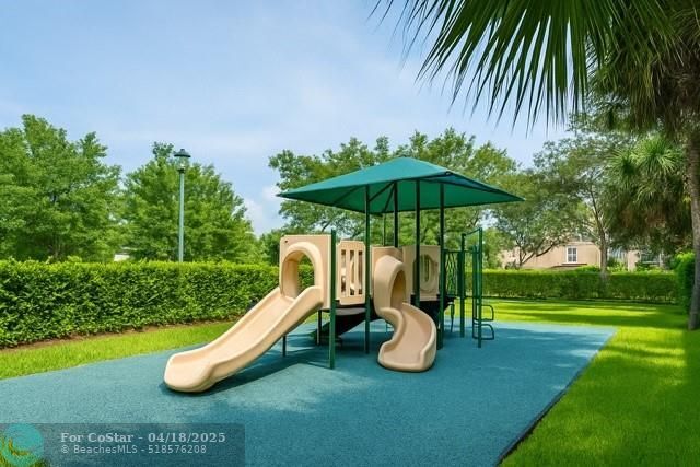 Building Photo - 8713 Buckskin Manor