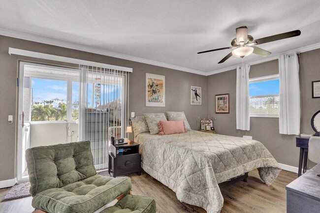 Building Photo - 279 Flanders F