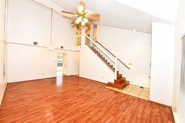 Building Photo - 2108 Waterway Bend
