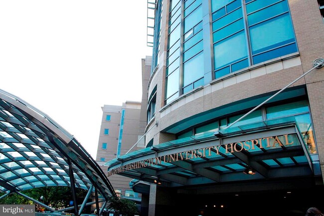 Building Photo - 2425 L St NW