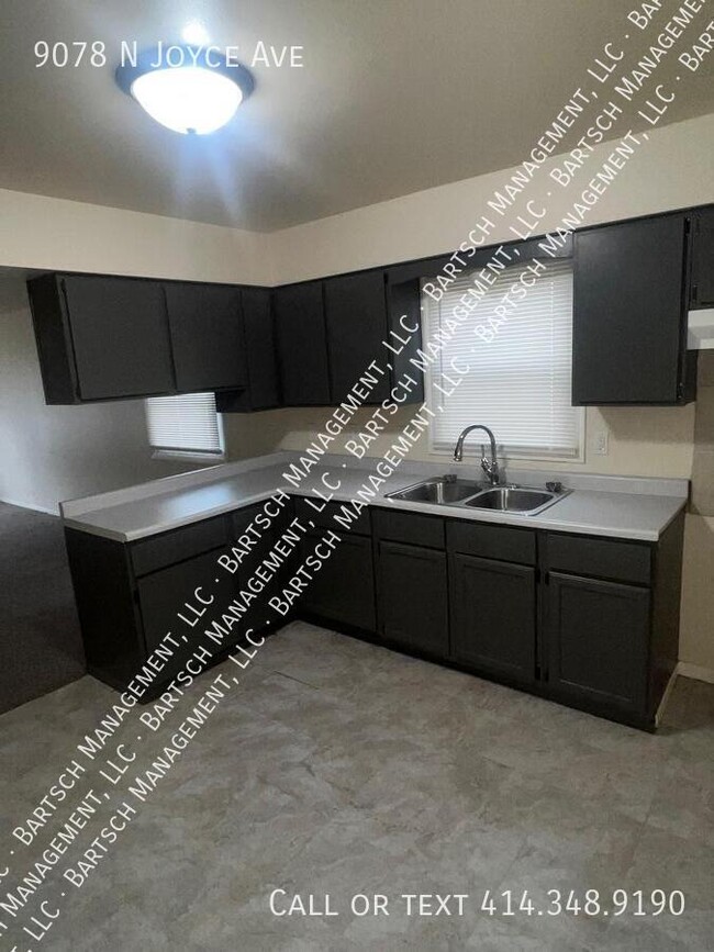 Building Photo - 9078 N Joyce Ave