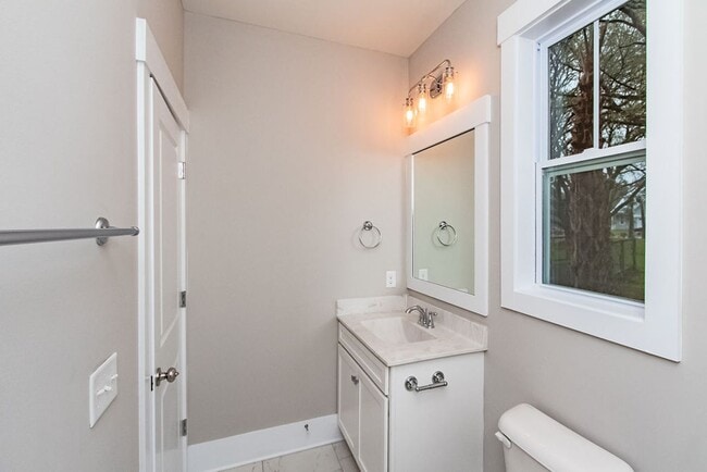 Building Photo - SUMMERWALK