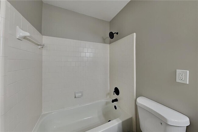 Building Photo - 6520 Ganton Dr