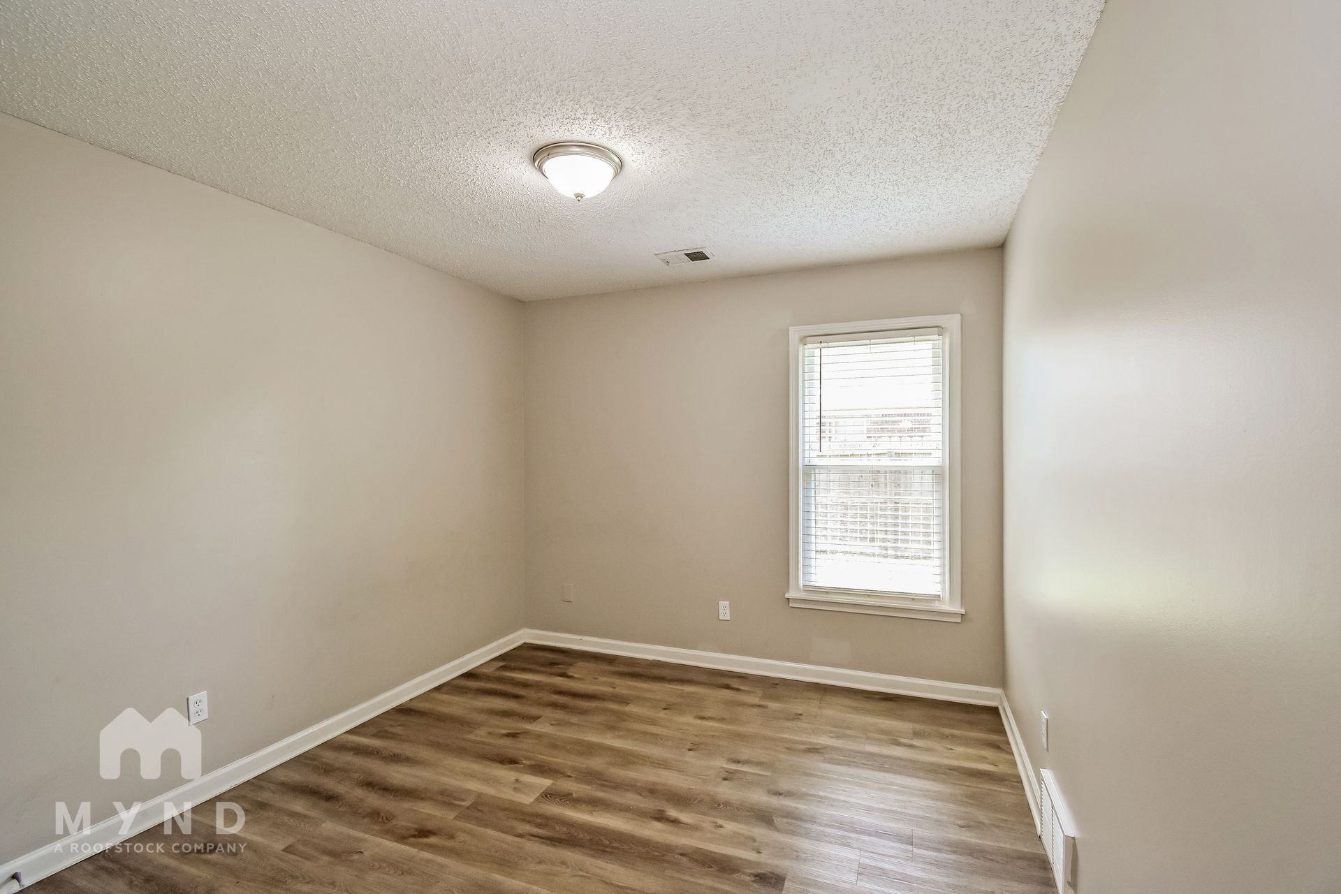 Building Photo - 7166 Abbey Cove