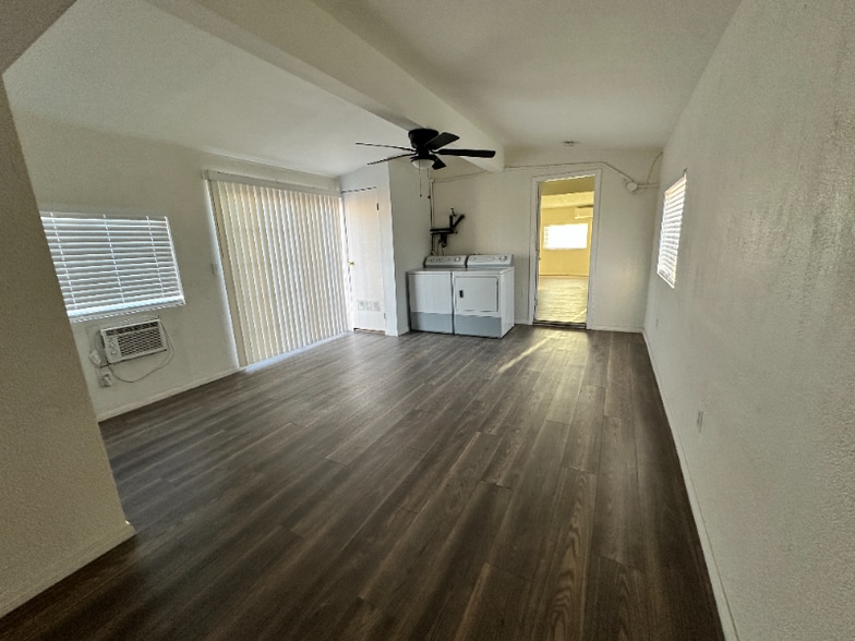 Building Photo - 72662 Sunnyslope Dr