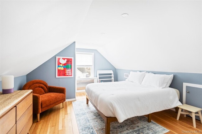 Building Photo - 11 Bieselin Rd