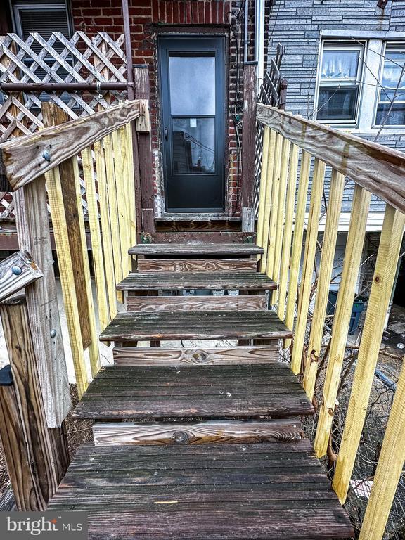 Building Photo - 6601 N Gratz St