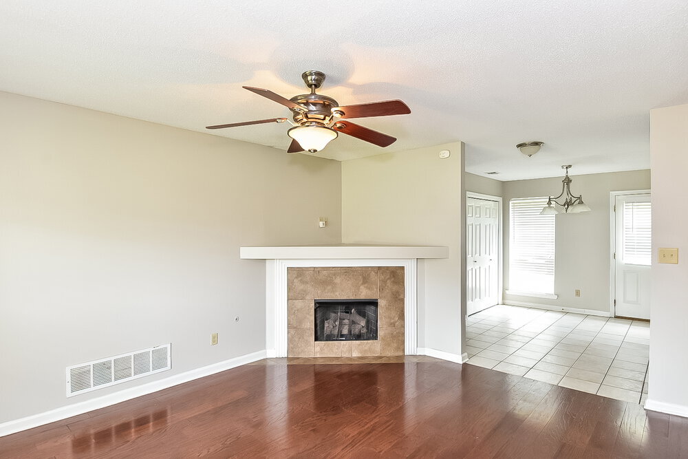 Building Photo - 4483 Shadow Glen Cove