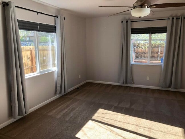 Building Photo - Charming 4 Bd, 2 Ba, Ranch Home in D-12 School District, close to Downtown, Trails and Ft. Carson