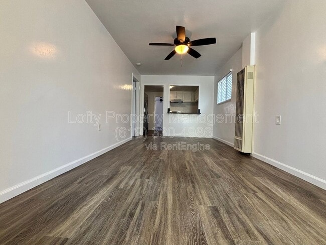 Building Photo - 1427 Hoover Ave