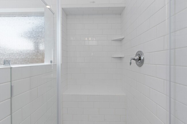Building Photo - 31427 Vineyard Creek Dr