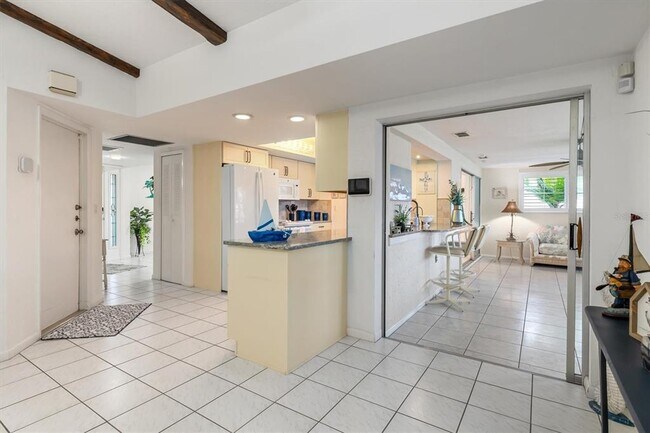 Building Photo - 2220 Broad Ranch Dr