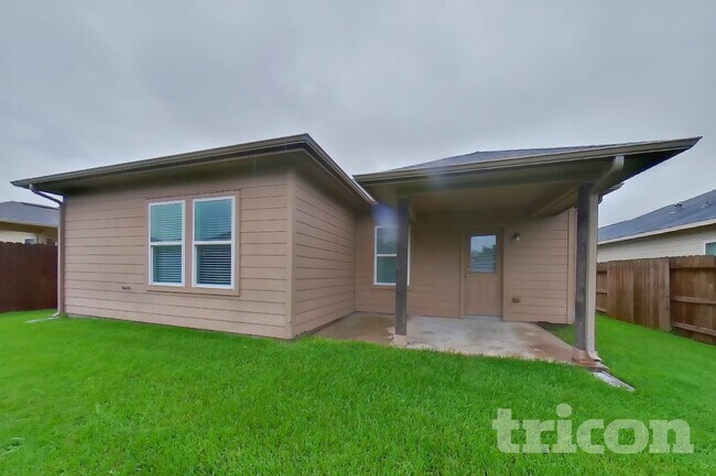 Building Photo - 2122 Hackberry Bank Ln