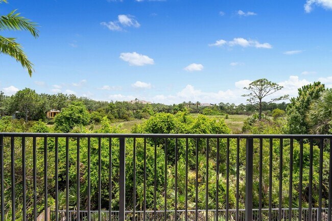Building Photo - 112 Tulip Tree Ct