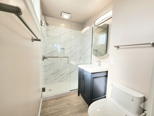 Building Photo - 3 bedroom Daly city home