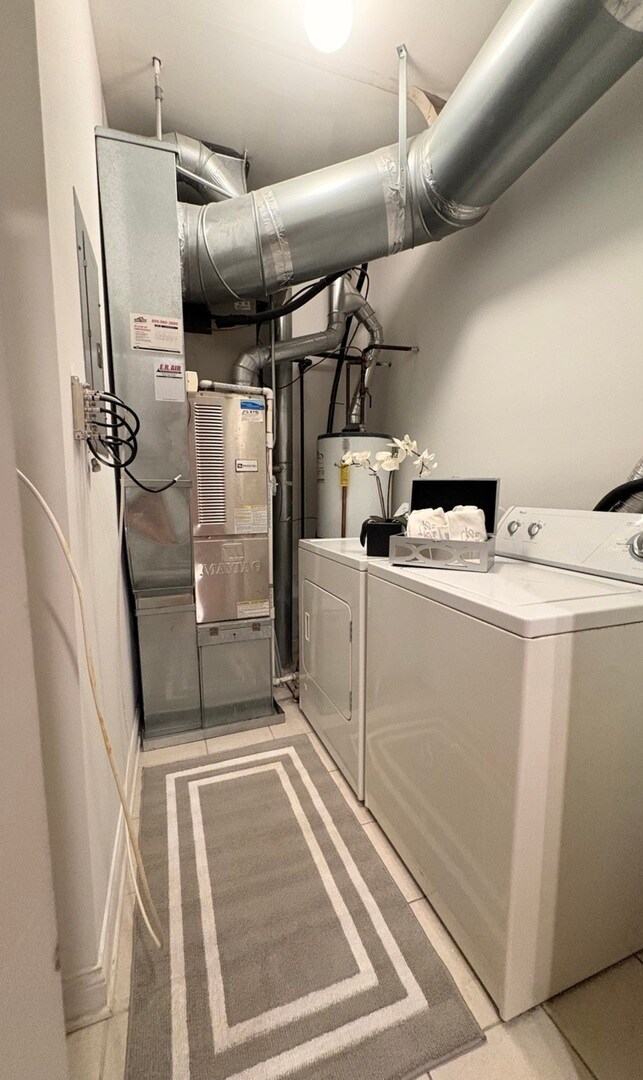 Building Photo - 5924 N Milwaukee Ave