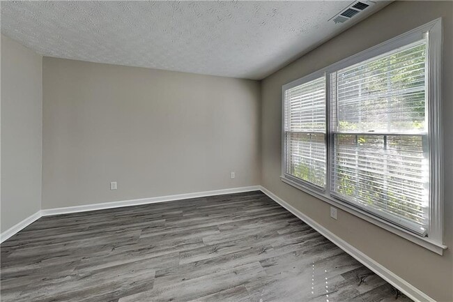 Building Photo - 1007 Elsberry Dr