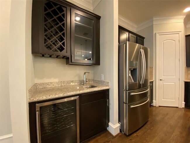 Building Photo - 5226 Kiam St