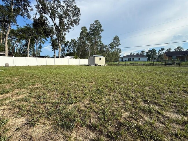 Building Photo - 162 Marion Oaks Golf Rd