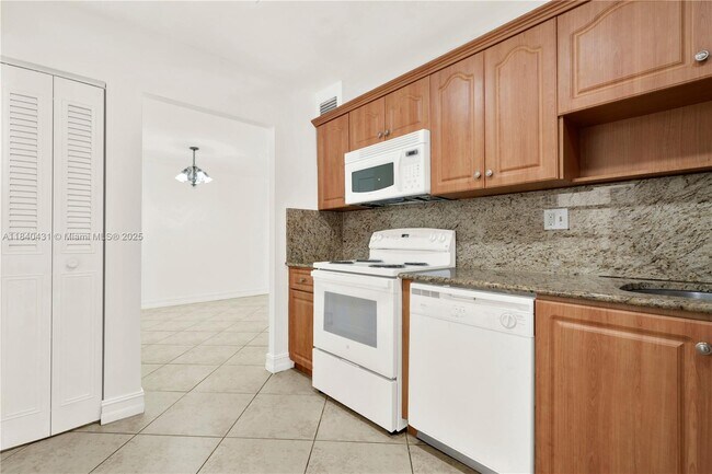 Building Photo - 8287 SW 128th St