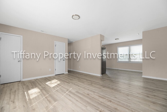 Building Photo - 3350 Misty Wood Dr