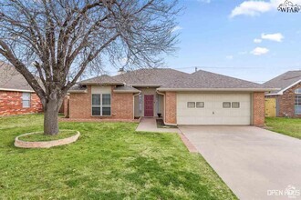 Building Photo - 5411 Forest Cove Dr