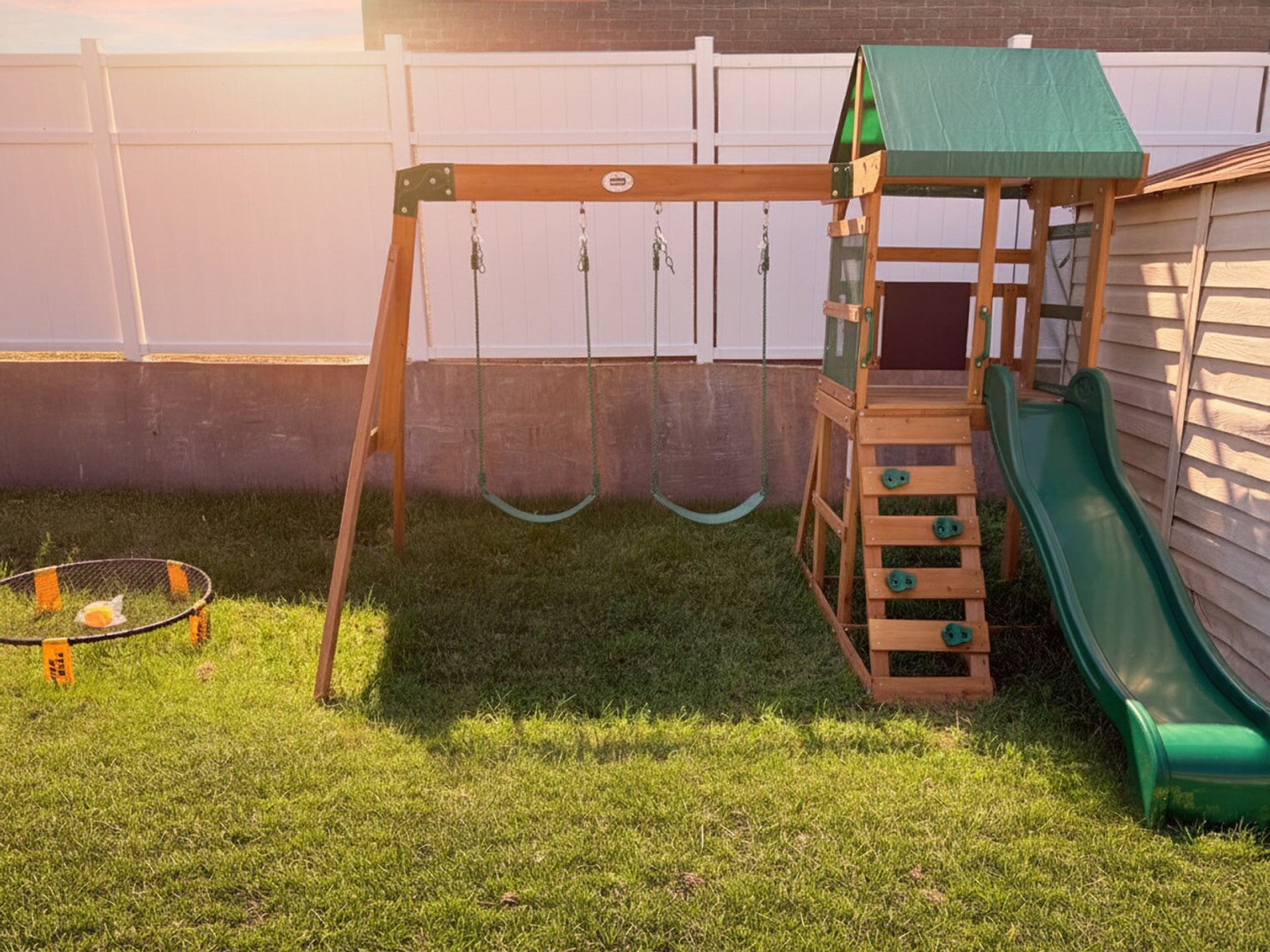 Building Photo - 529 Ave E